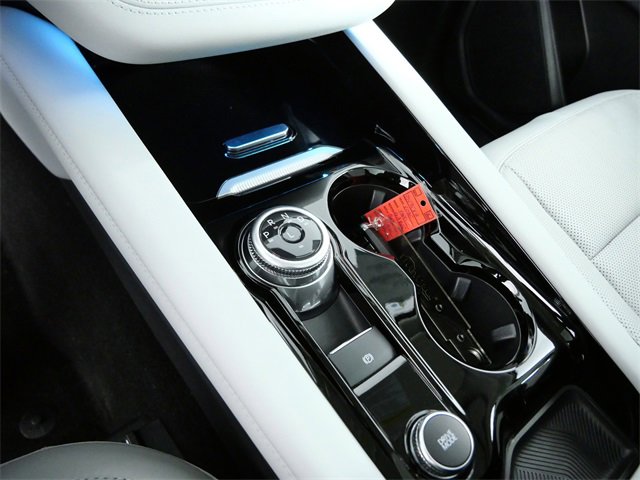 Certified 2025 Ford Explorer Platinum w/ Ultimate Package image 22