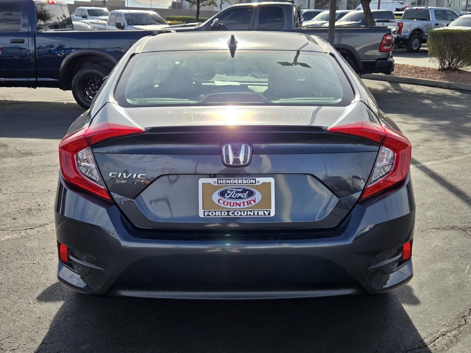 Used 2017 Honda Civic EX-L image 4