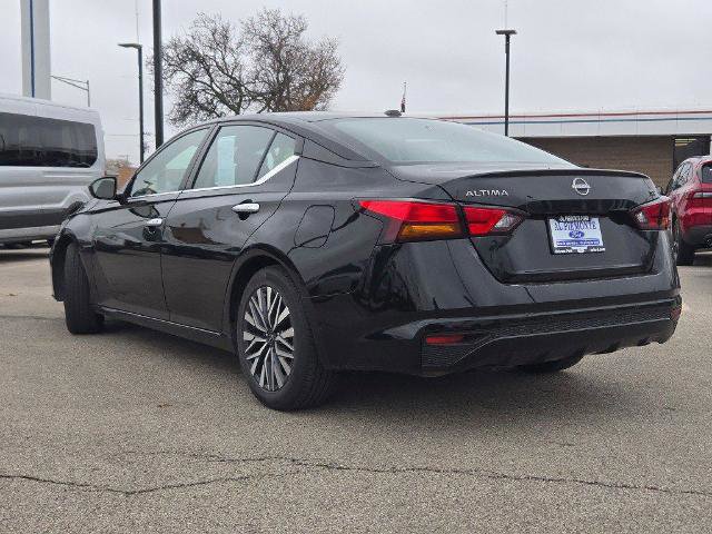 Used 2023 Nissan Altima 2.5 SV image 4