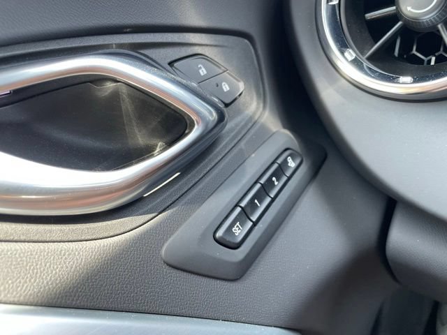 Used 2023 Chevrolet Camaro SS RWD image 11