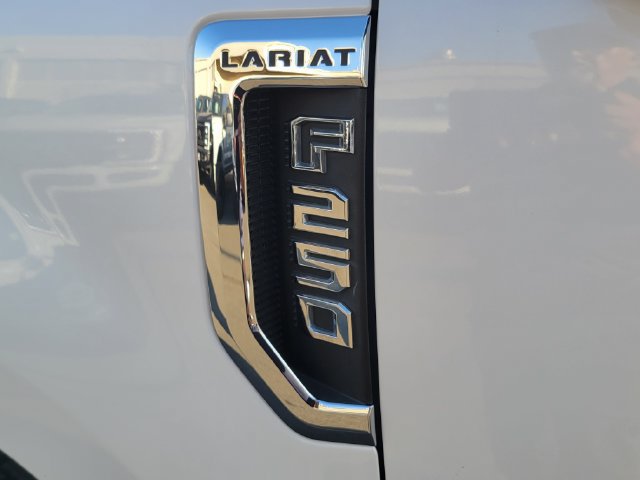 Certified 2017 Ford F250 Lariat w/ Lariat Ultimate Package AWD/4WD image 29