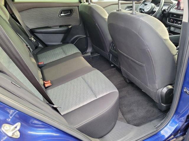 Used 2023 Nissan Rogue SV image 23