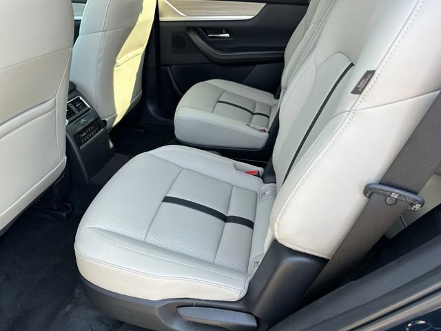 Used 2025 MAZDA CX-90 Plug-In Hybrid w/ Preferred AWD/4WD image 14