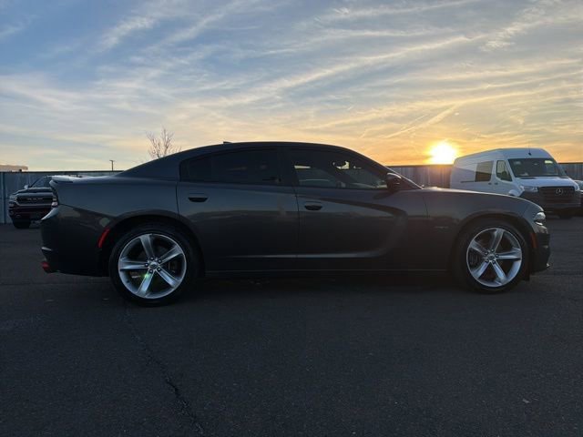 Used 2018 Dodge Charger R/T w/ Navigation & Travel Group image 6