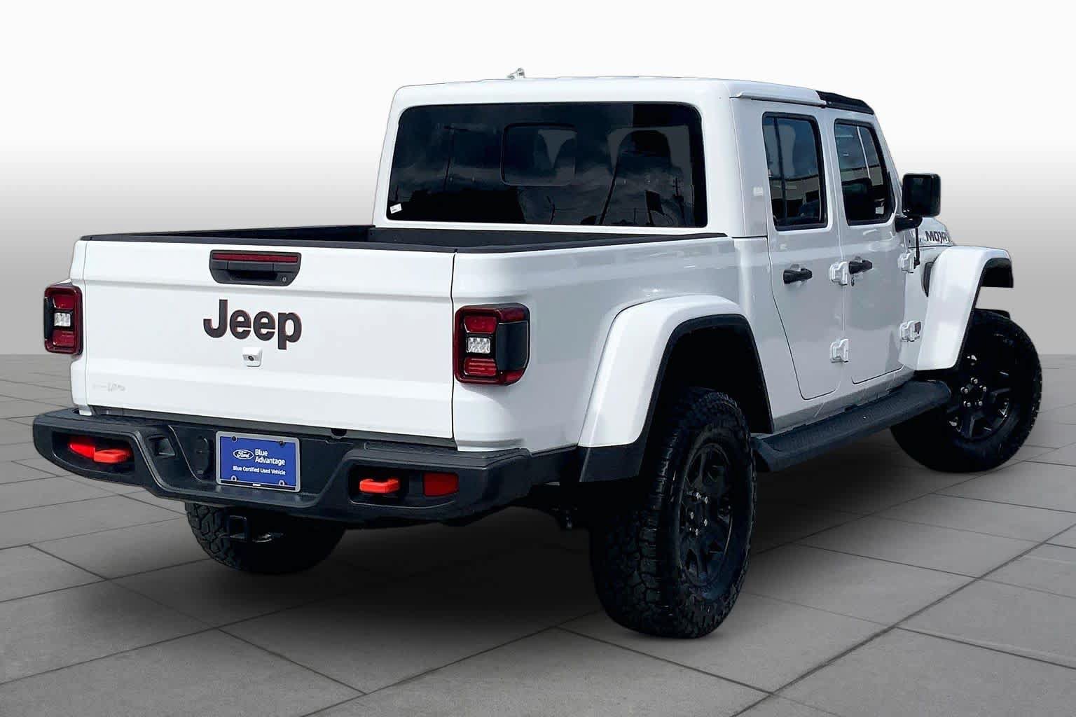 Used 2023 Jeep Gladiator Mojave w/ LED Lighting Group AWD/4WD image 13