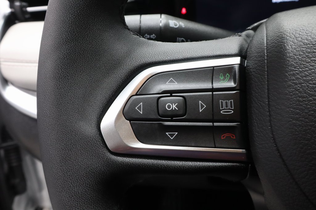 Used 2024 Jeep Compass Limited w/ Elite Group image 27