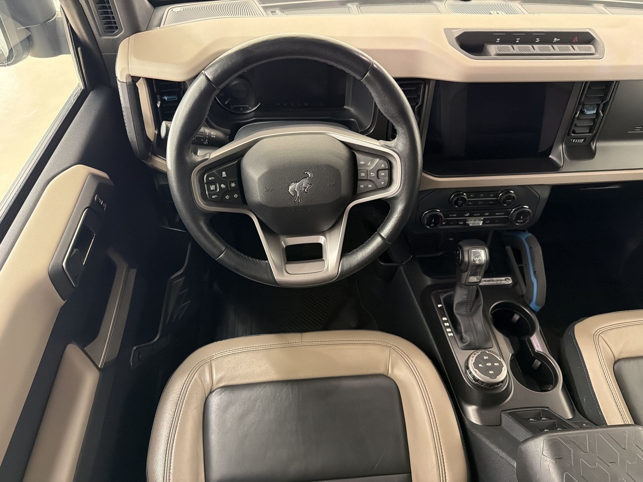 Certified 2022 Ford Bronco Wildtrak AWD/4WD image 16