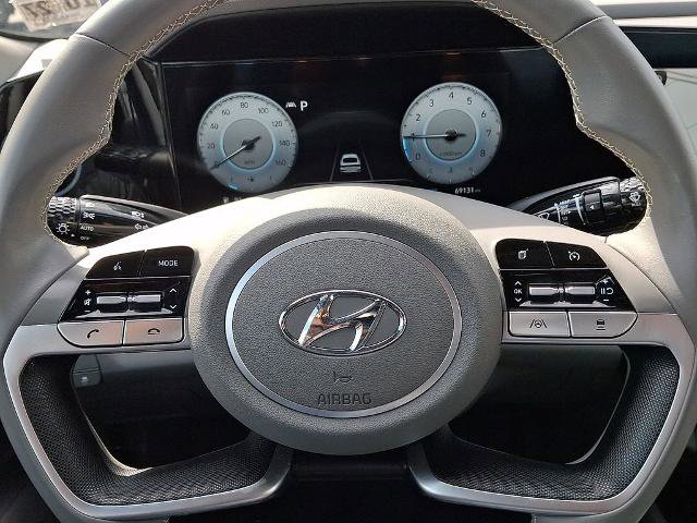 Used 2023 Hyundai Elantra SEL w/ Convenience Package FWD image 18