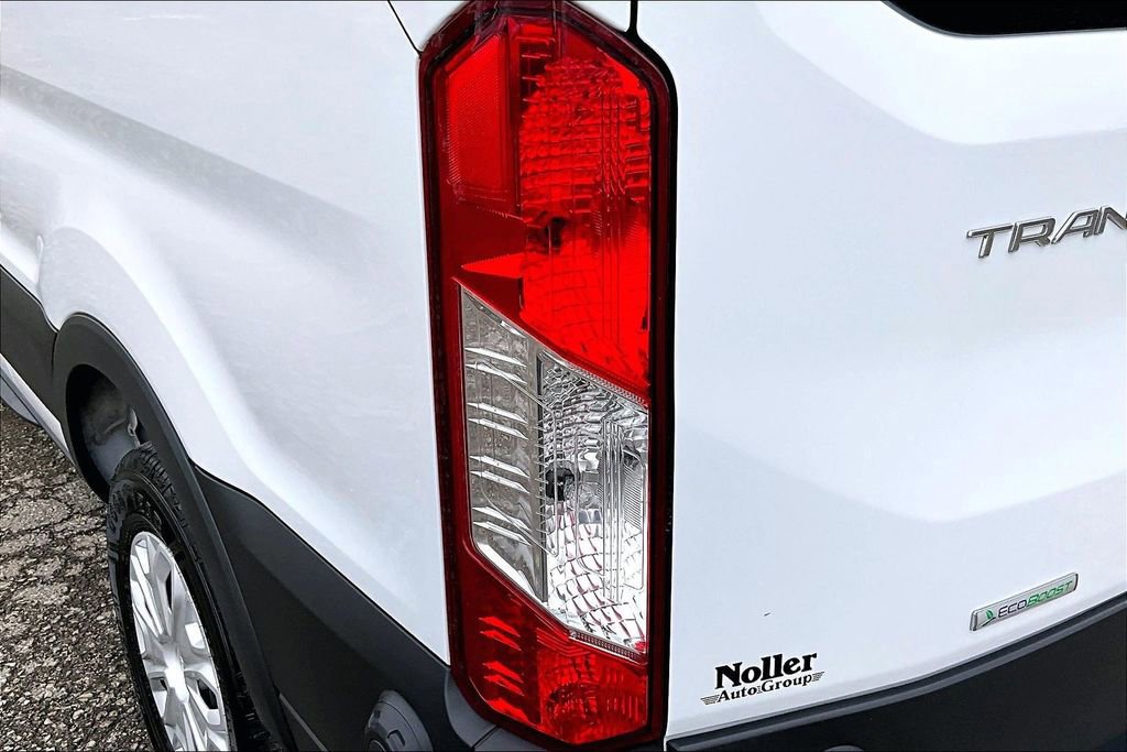 Certified 2024 Ford Transit 350 XLT image 30