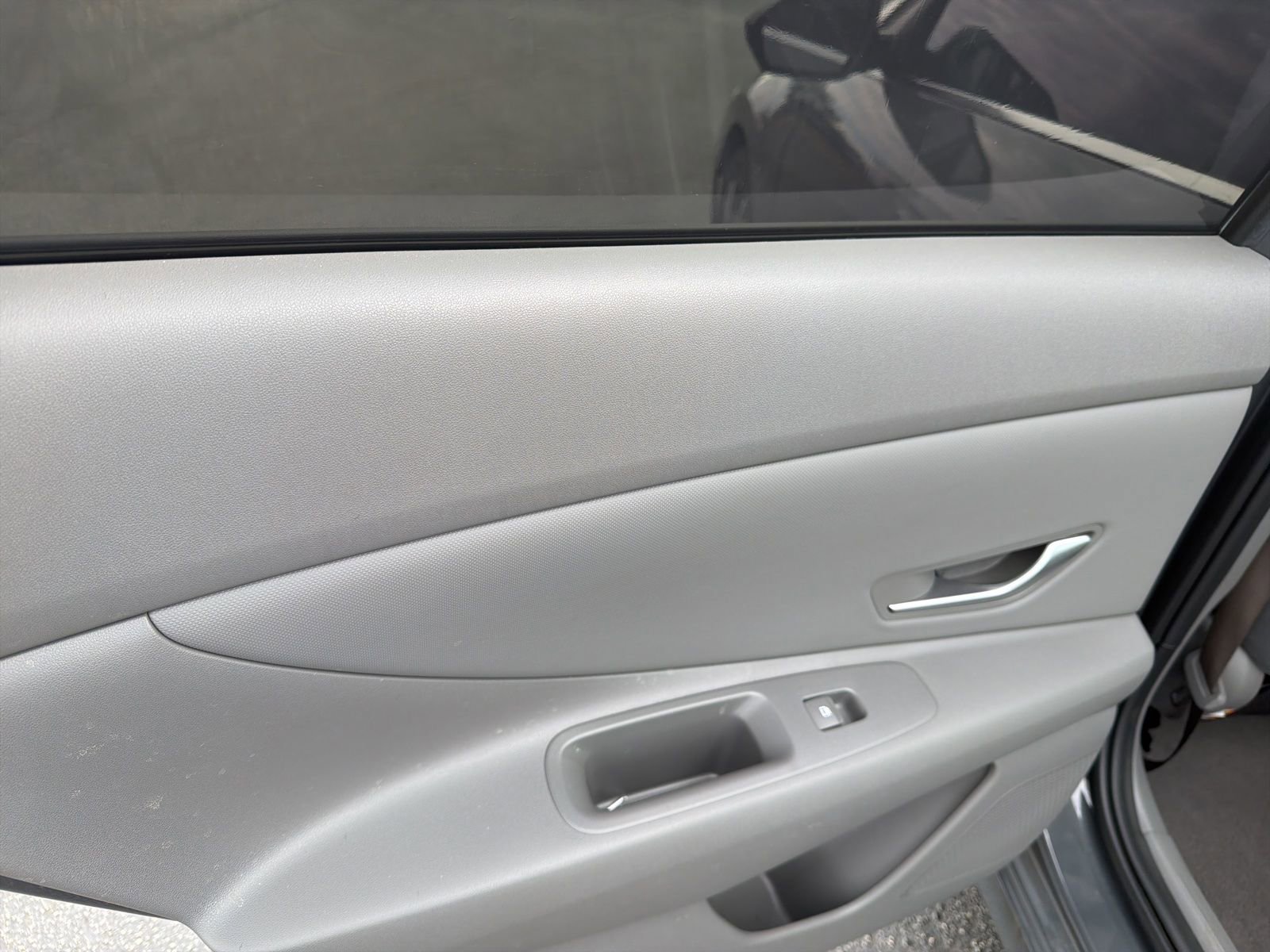 Used 2025 Hyundai Elantra SEL FWD image 20