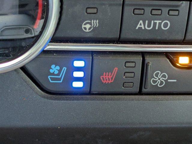 Certified 2021 Ford Expedition Max Platinum image 33