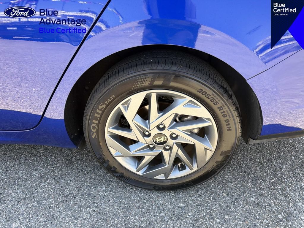 Used 2024 Hyundai Elantra SEL FWD image 9