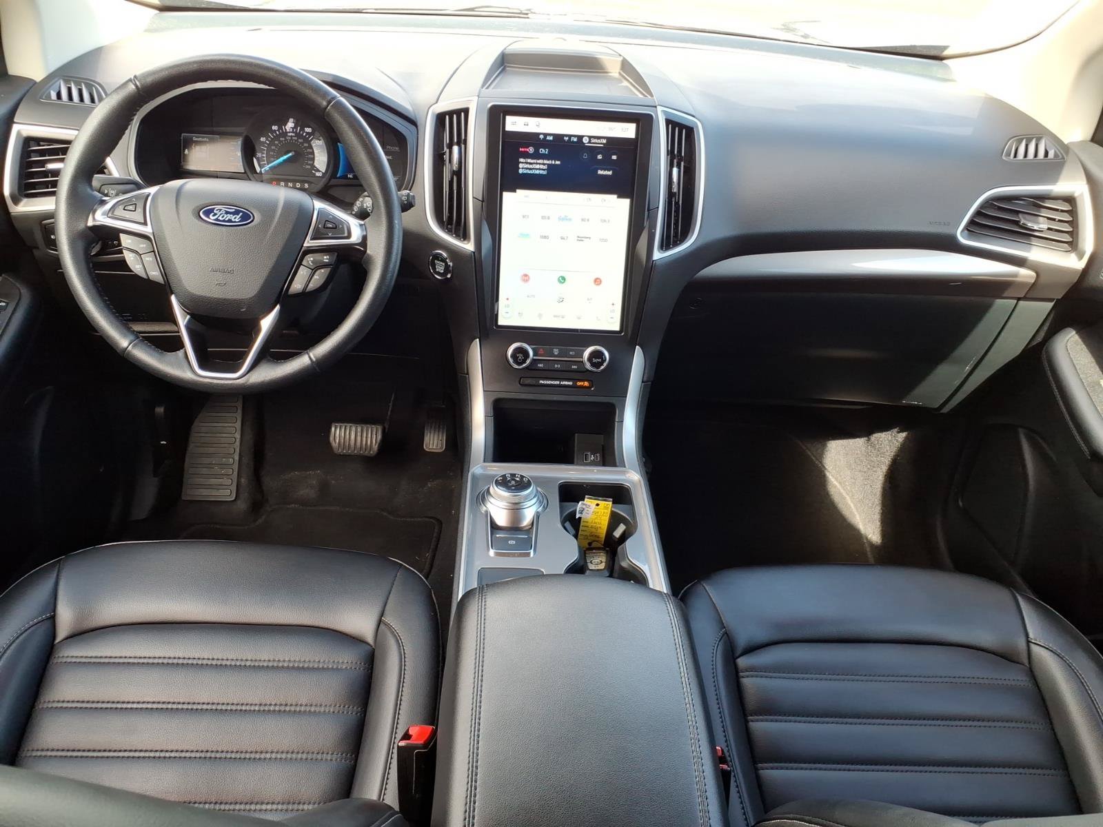 Certified 2024 Ford Edge SEL w/ Convenience Package AWD/4WD image 7