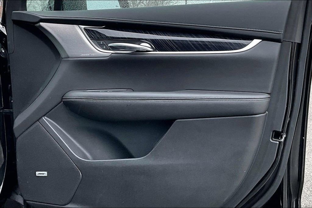 Used 2021 Cadillac XT6 Premium Luxury image 23