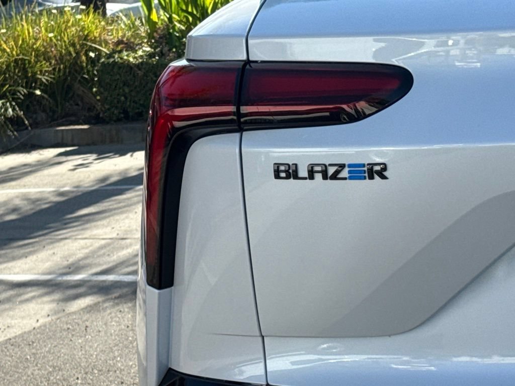 Used 2024 Chevrolet Blazer EV RS AWD/4WD image 16