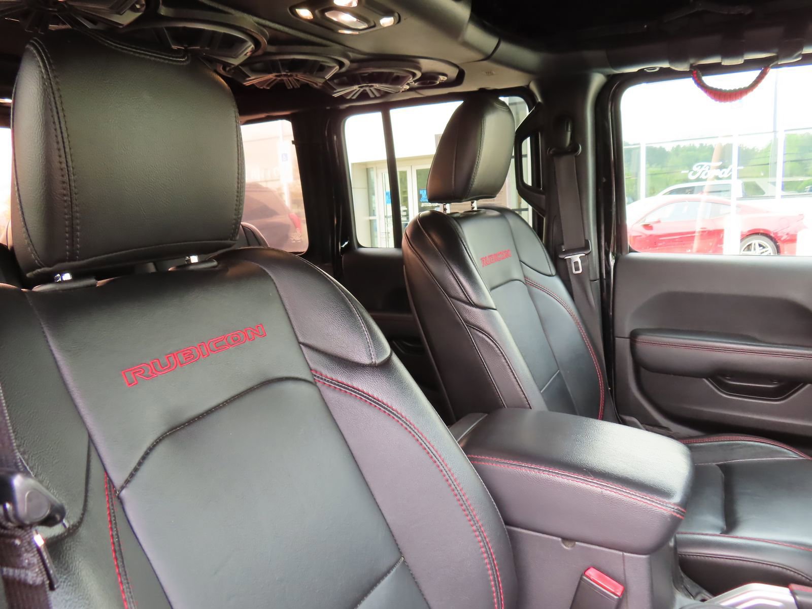 Used 2022 Jeep Wrangler Unlimited Rubicon w/ Xtreme Recon 35" Tire Package image 37