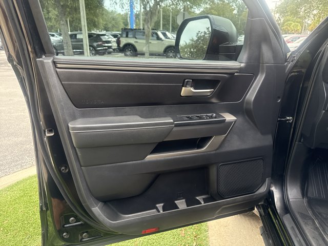Used 2022 Toyota Tundra SR5 w/ SR5 Convenience Package RWD image 13