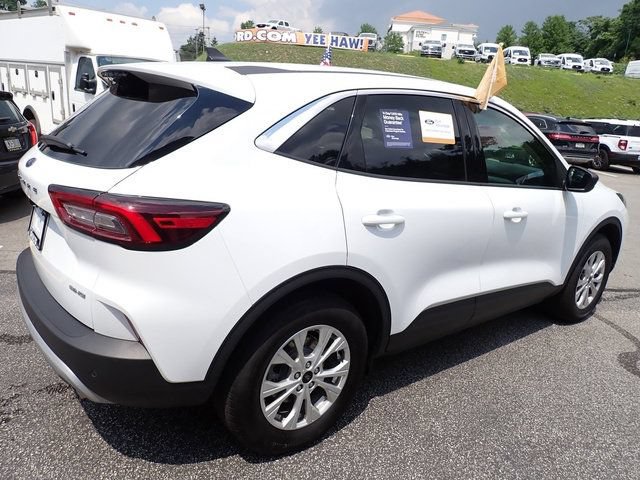 Certified 2024 Ford Escape Active w/ Tech Pack #1 AWD/4WD image 8