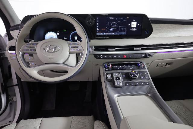Used 2025 Hyundai Palisade Calligraphy AWD/4WD image 12