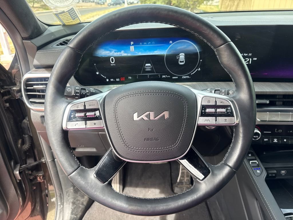 Used 2024 Kia Telluride SX Prestige AWD/4WD image 17