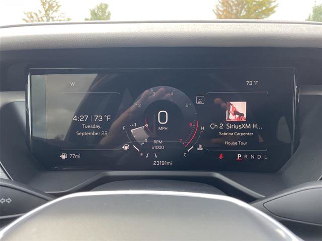 Used 2026 GMC Acadia Elevation w/ Elevation Premium Package FWD image 15