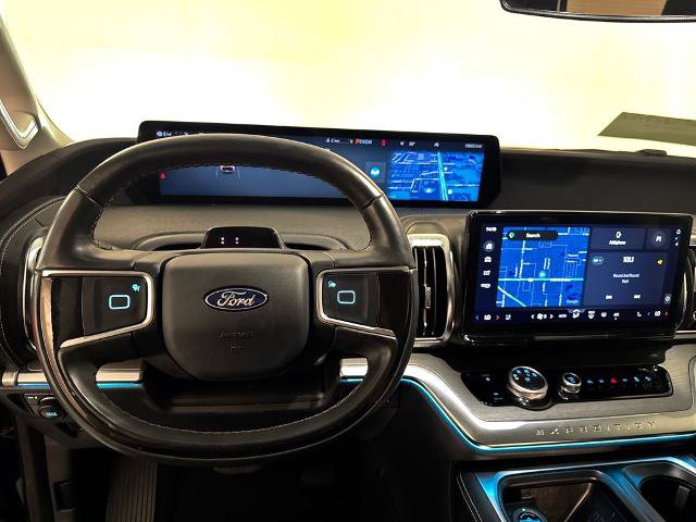 Certified 2025 Ford Expedition Platinum AWD/4WD image 19