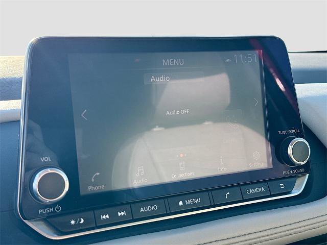 Used 2021 Nissan Rogue SV w/ Premium Package image 12