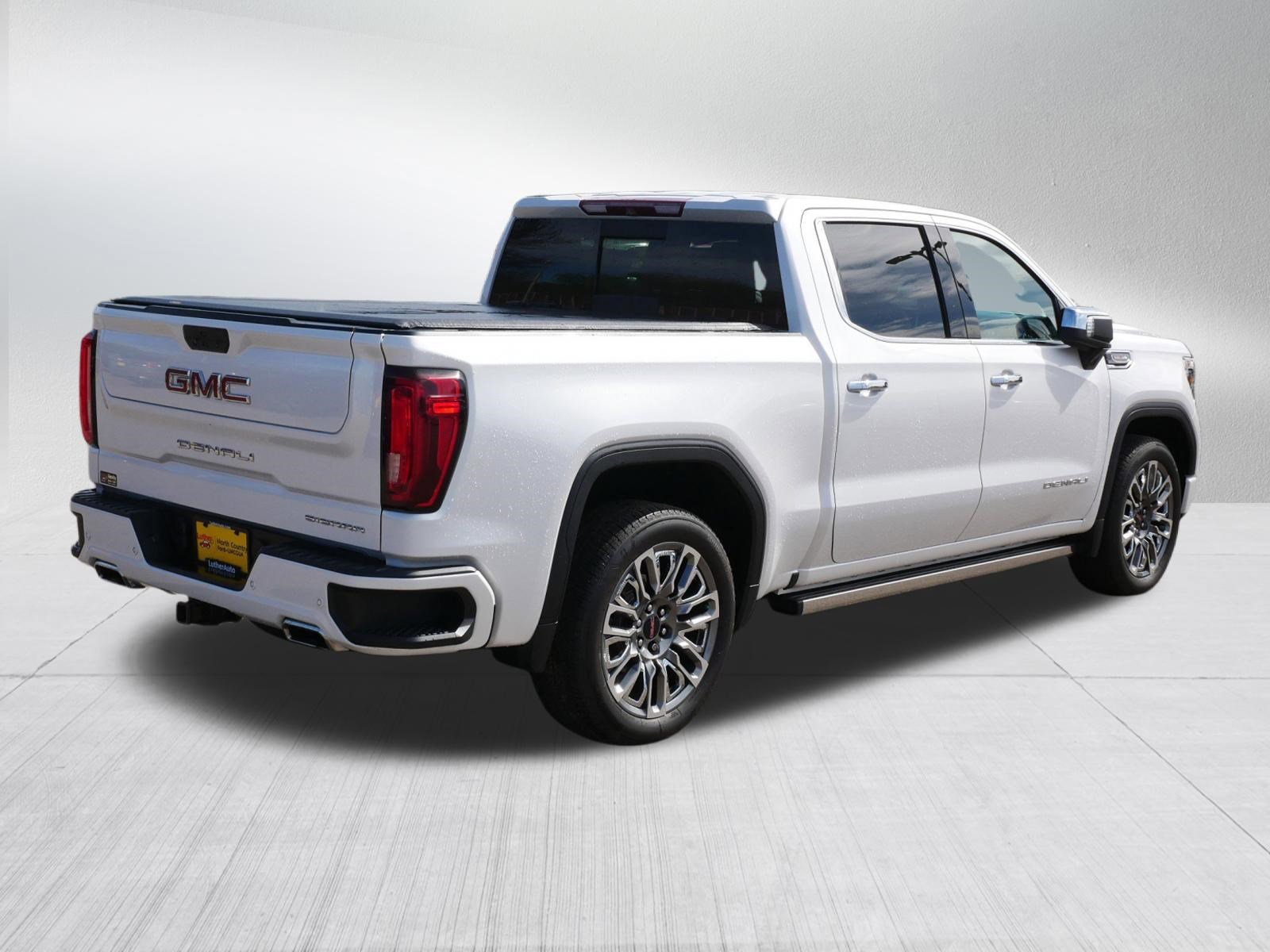 Used 2019 GMC Sierra 1500 Denali w/ Denali Ultimate Package AWD/4WD image 7