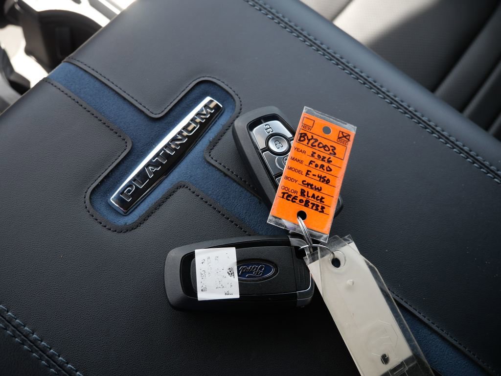 Certified 2026 Ford F450 Platinum w/ FX4 Off-Road Package image 26