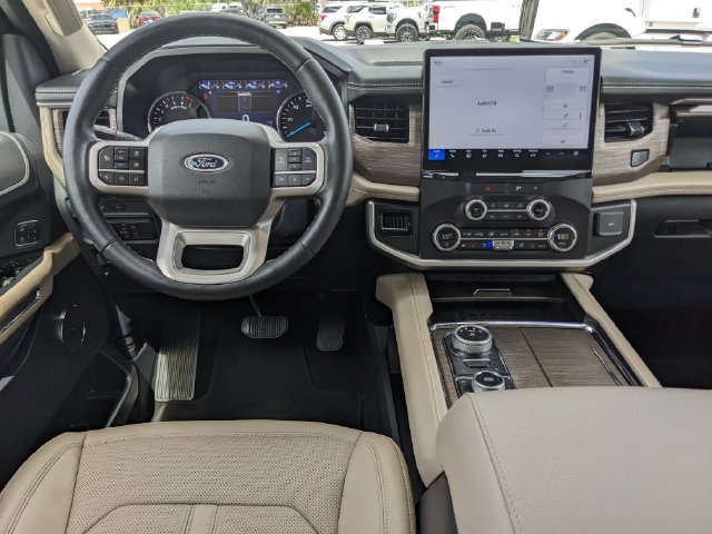 Certified 2022 Ford Expedition Limited AWD/4WD image 17