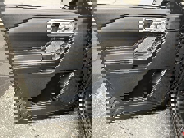 Certified 2020 Ford Explorer ST w/ ST Street Pack image 10