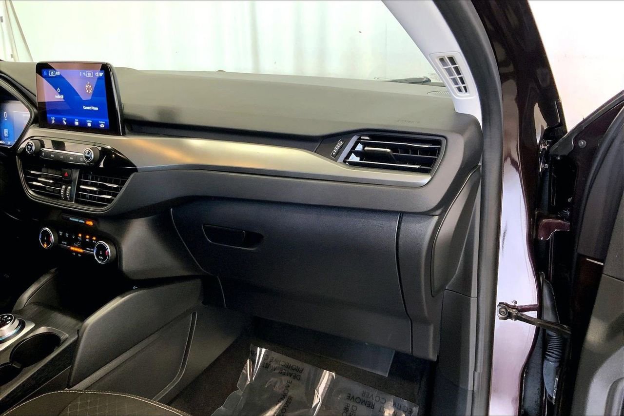 Certified 2023 Ford Escape Active FWD image 16