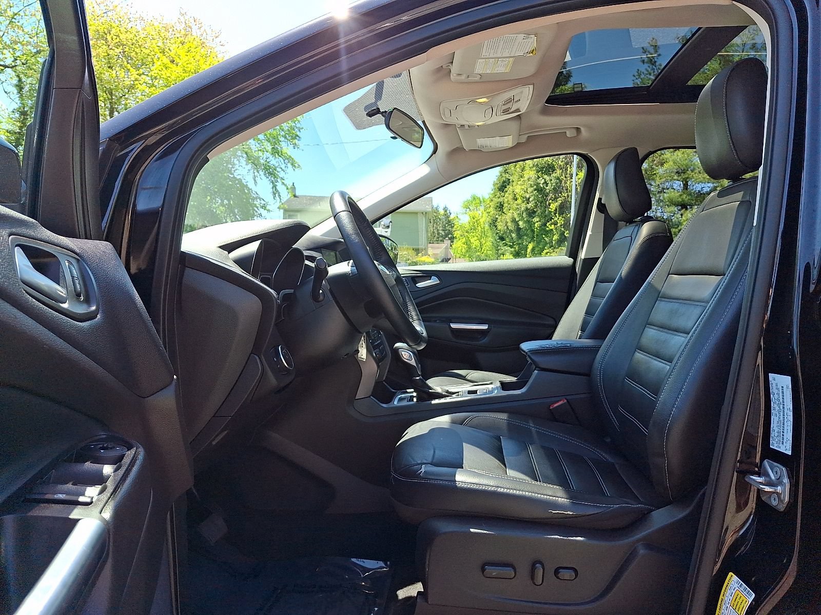 Certified 2018 Ford Escape SEL FWD image 14
