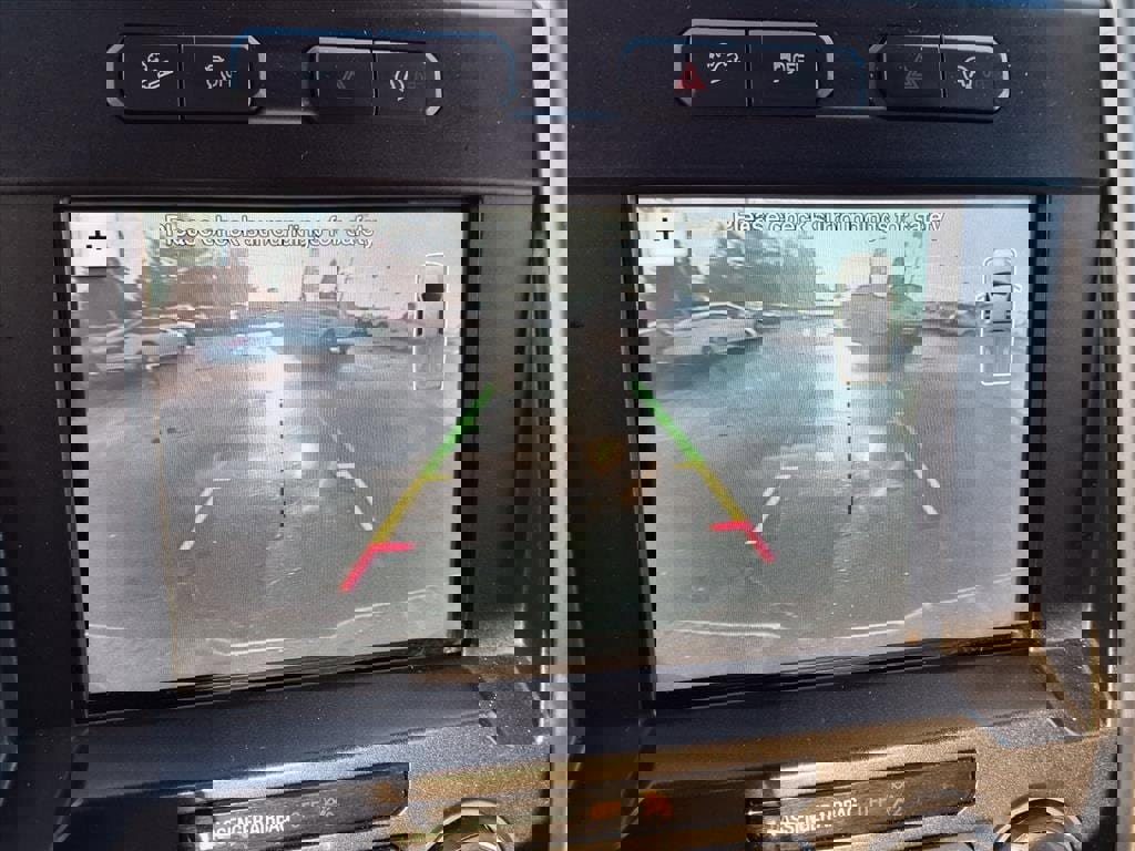 Certified 2018 Ford F150 Lariat image 18