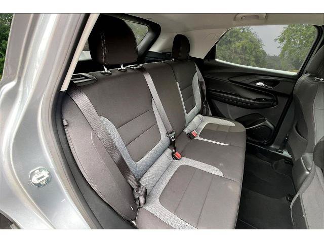 Used 2025 Chevrolet TrailBlazer LT AWD/4WD image 21