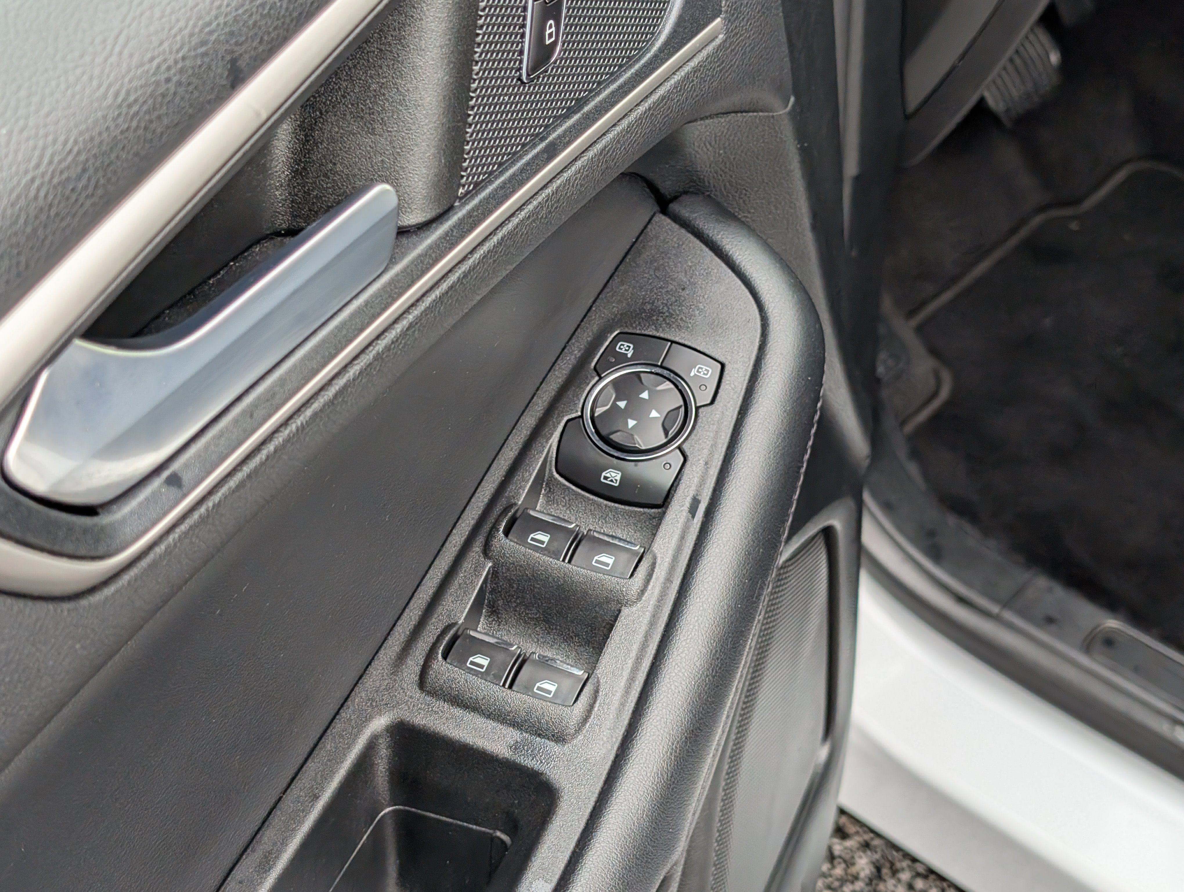 Certified 2022 Ford Edge SEL w/ Convenience Package image 20