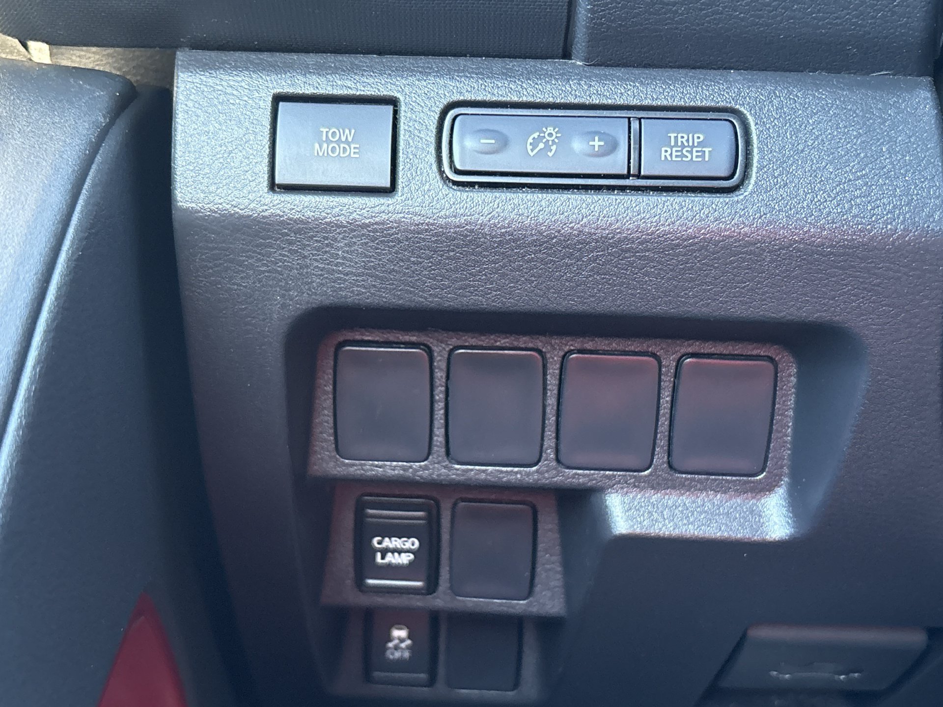 Used 2023 Nissan Frontier Pro-X w/ Tow Package RWD image 12