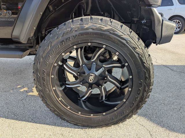 Used 2020 Jeep Gladiator Sport w/ Quick Order Package 24S AWD/4WD image 11