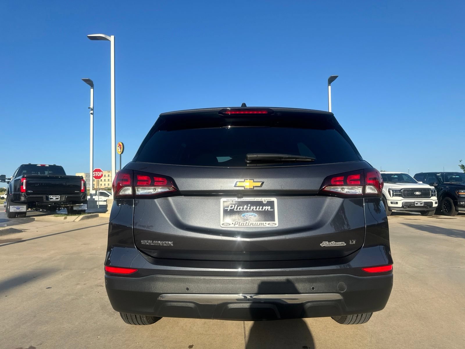 Used 2022 Chevrolet Equinox LT FWD image 4
