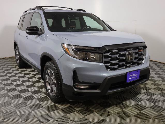 Used 2023 Honda Passport TrailSport image 5