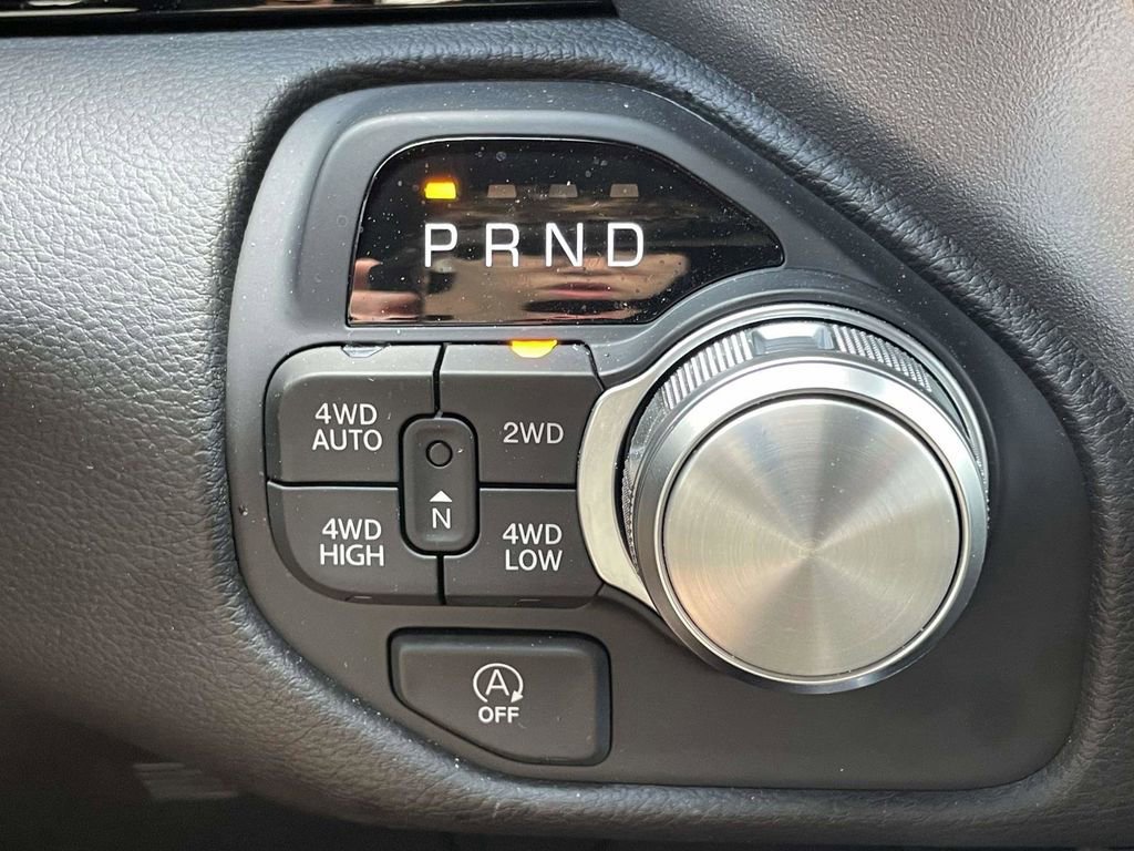 Used 2025 RAM 1500 Laramie w/ Night Edition image 17