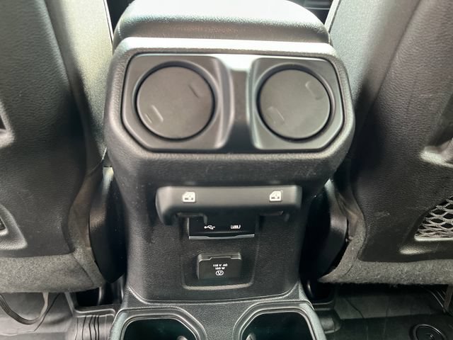 Used 2019 Jeep Wrangler Unlimited Rubicon AWD/4WD image 21