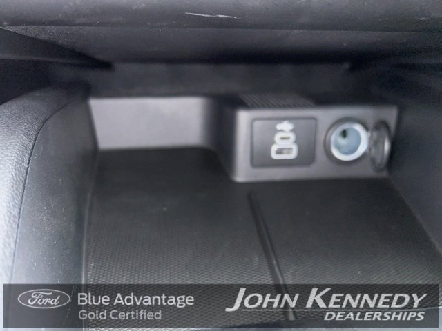 Certified 2025 Ford Escape ST-Line w/ Cold Weather Package image 27