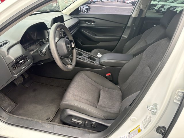 Used 2023 Honda Accord EX image 9