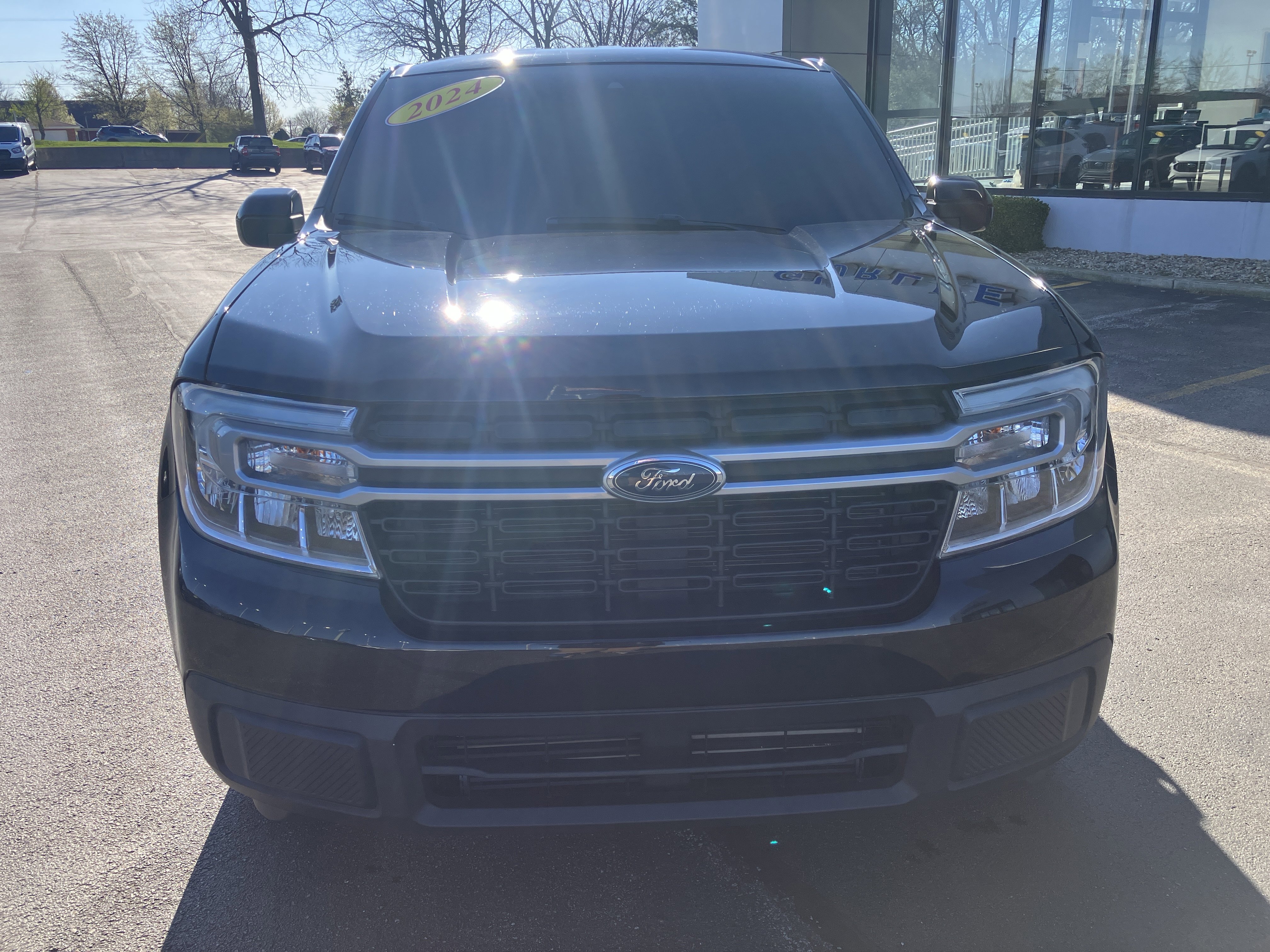 Certified 2023 Ford Maverick Lariat w/ Equipment Group 500A Standard AWD/4WD image 3