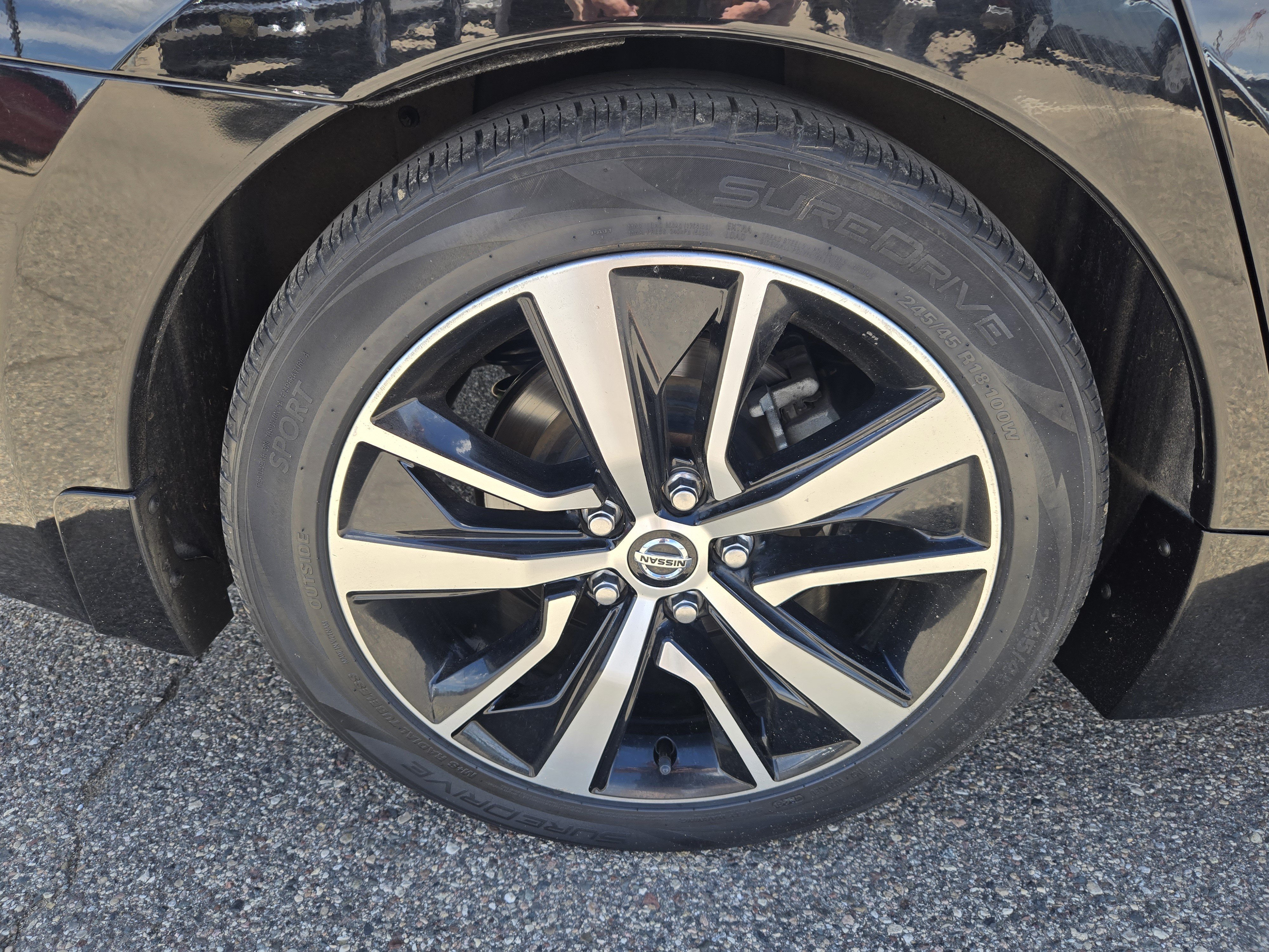 Used 2021 Nissan Maxima 3.5 SV w/ Floor Mat Group FWD image 14