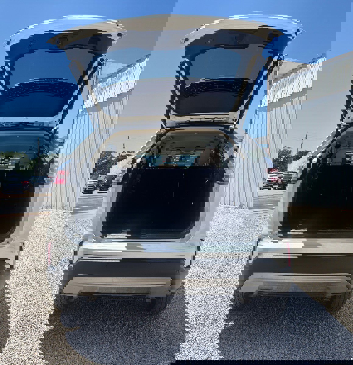 Certified 2023 Ford Edge SEL w/ Convenience Package image 9