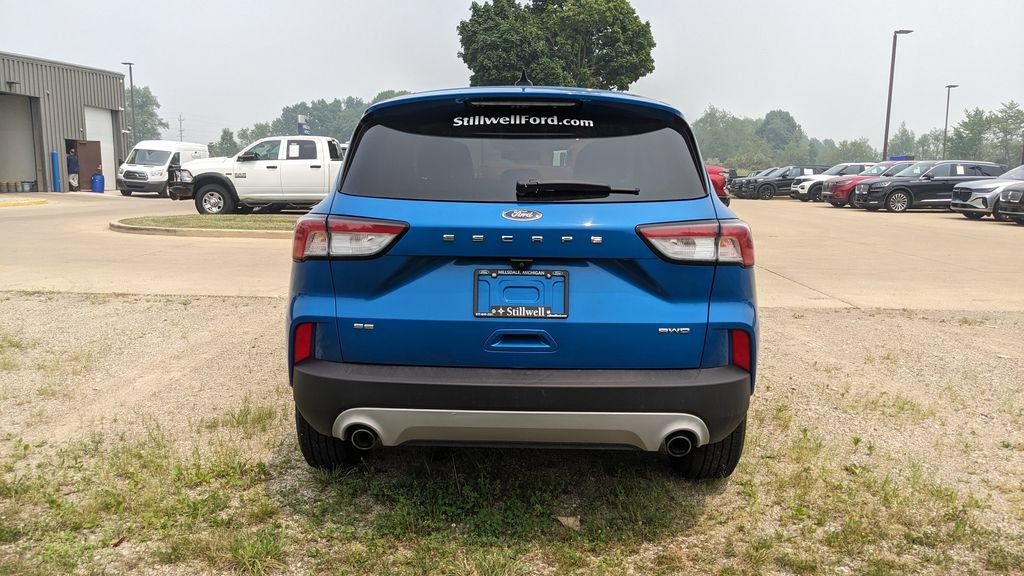 Certified 2021 Ford Escape SE w/ Cold Weather Package AWD/4WD image 4