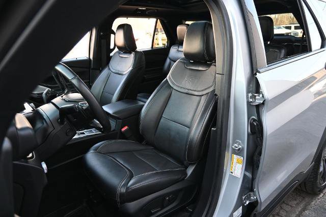 Certified 2022 Ford Explorer ST w/ Equipment Group 401A image 24