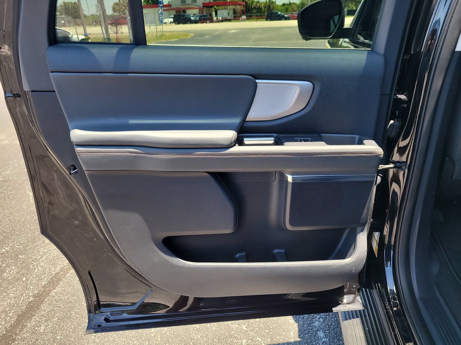 Certified 2025 Ford Expedition Max Active AWD/4WD image 8